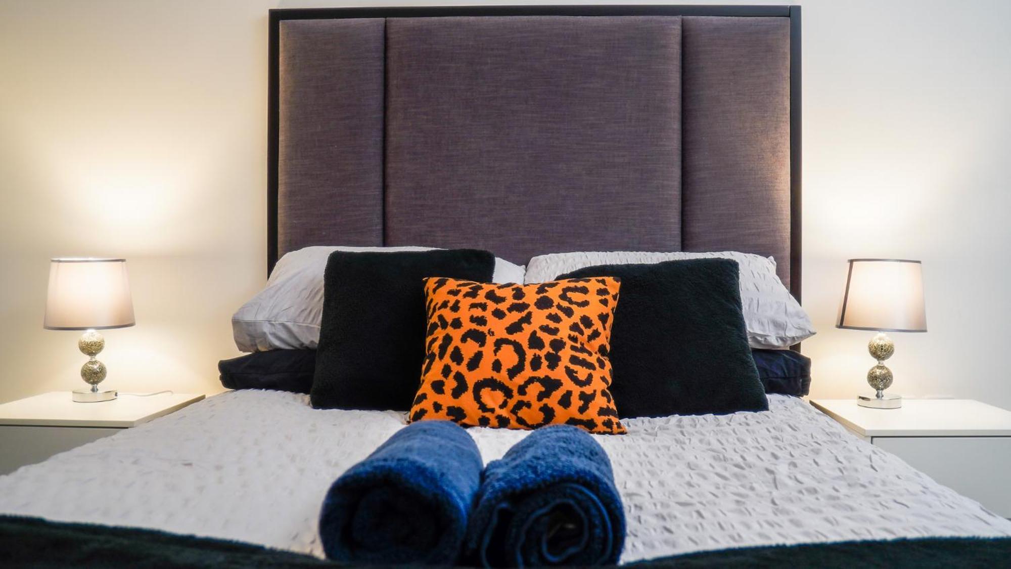 Manchester City Centre Apt With Balcony & Free Parking - Including Free 1-Hour Late Check-Out For Bookings On The 29Th 31St May, Justeat Voucher For 2-Night Stays Minimum! Манчестър Екстериор снимка
